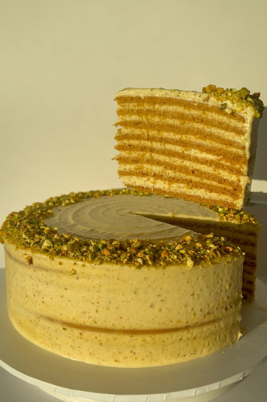 Pistachio Honeycake